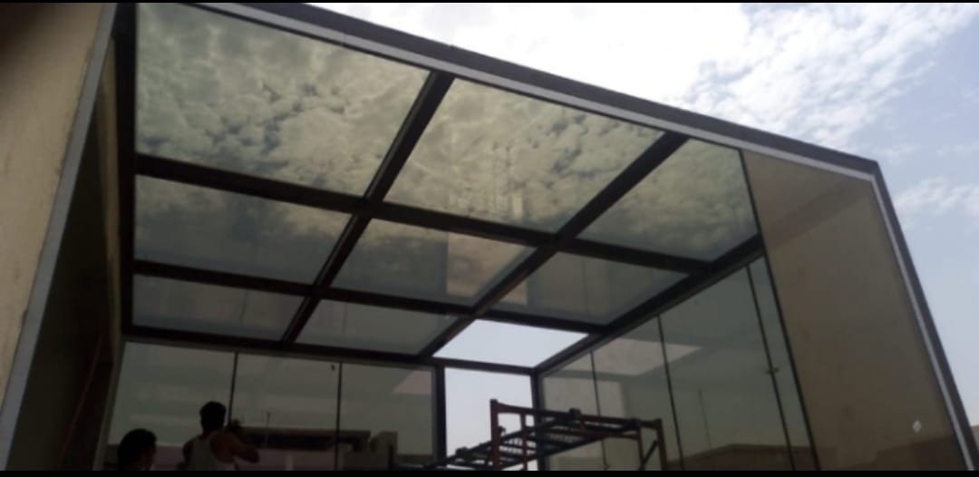 مرايا جدارية فاخرة ومرايا مغاسل الرياض